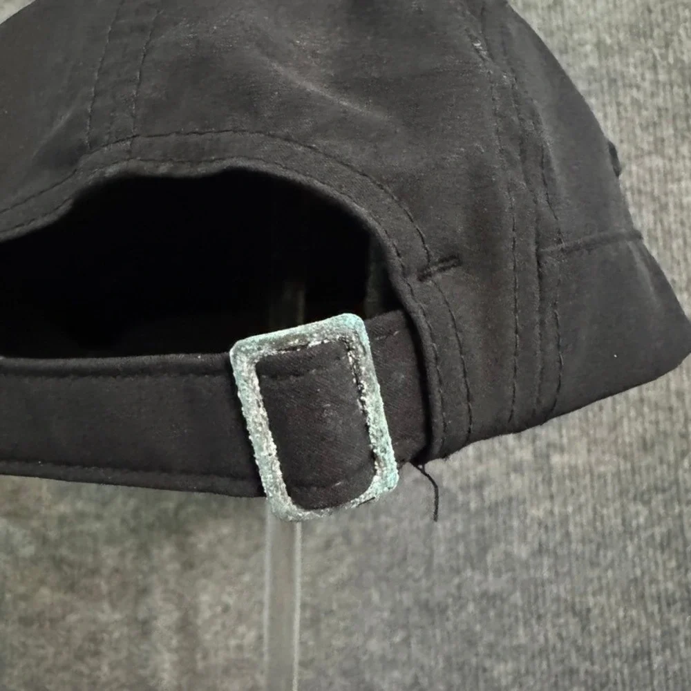 Vuori The Rise The Shine 5 Panel Performance Hat Black Adjustable Strapback Cap